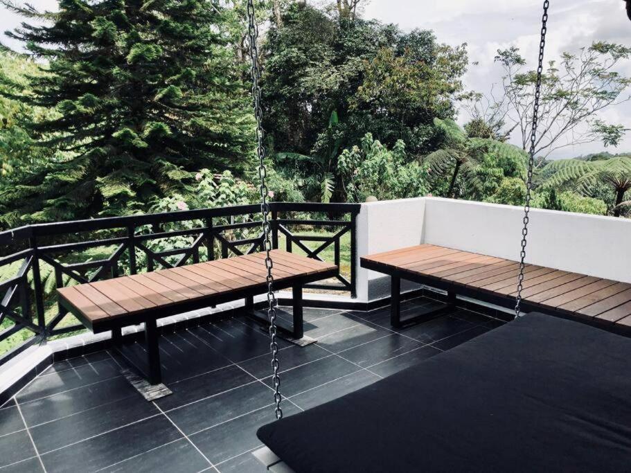 80 Colonie Apartment Fraser Hill ภายนอก รูปภาพ