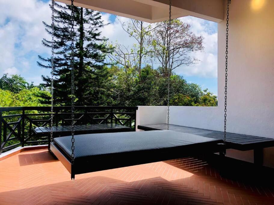 80 Colonie Apartment Fraser Hill ภายนอก รูปภาพ